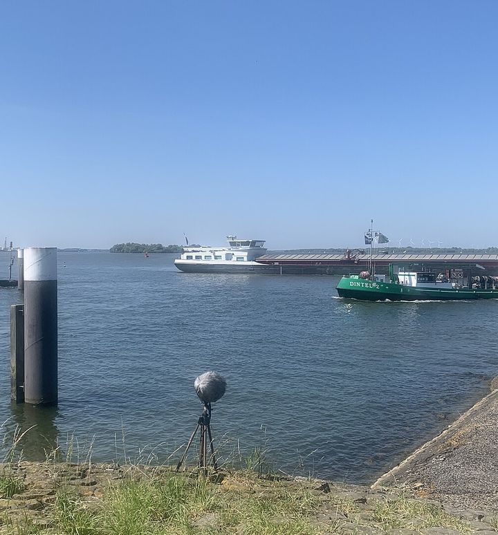 Moerdijk havenmond